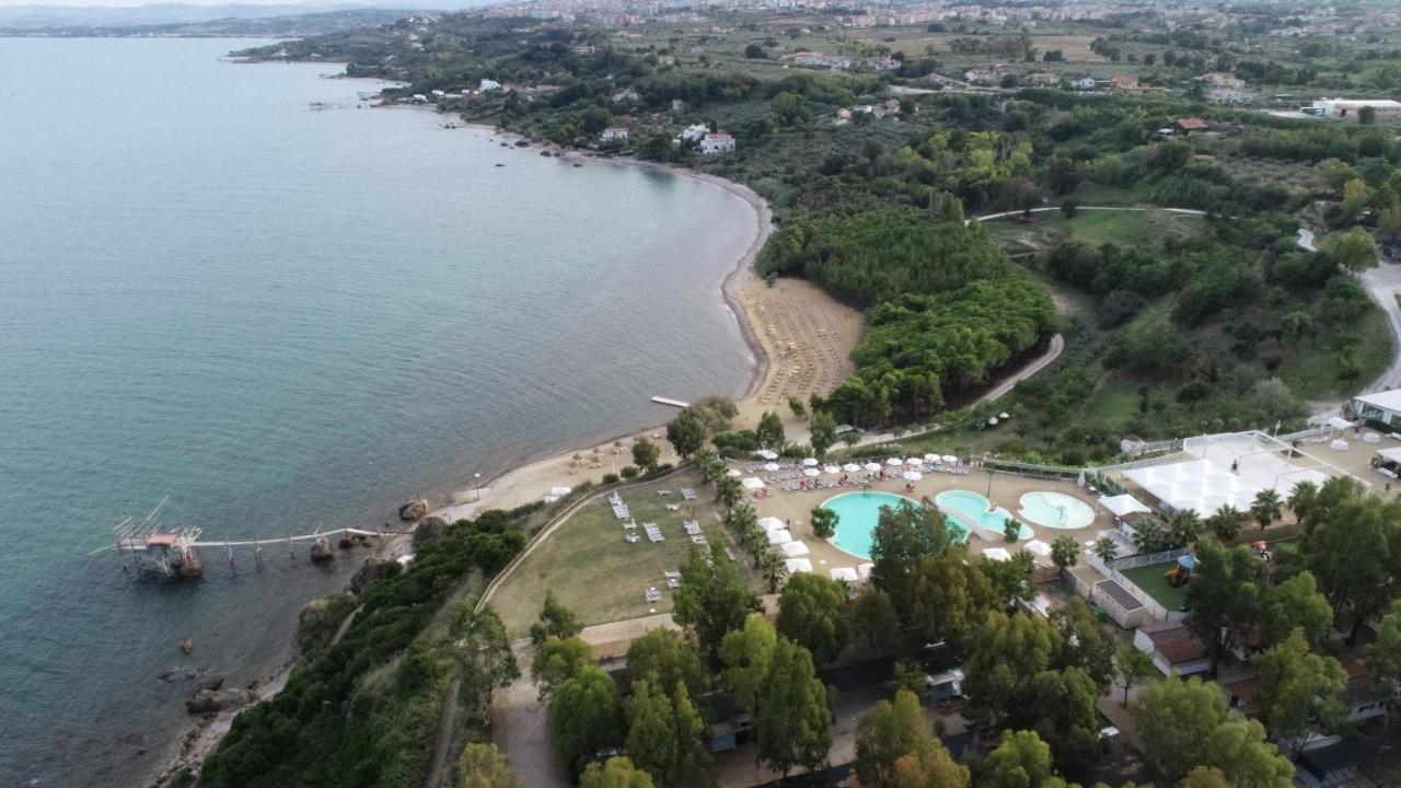 Grotta Del Saraceno Aparthotel Vasto Exteriör bild